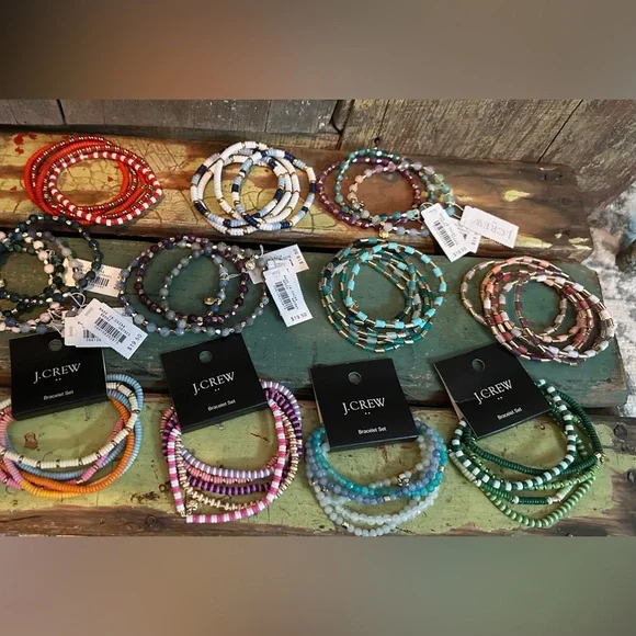 J.Crew Womenβs Beaded Bracelets Lot-Great Colors! Multiple Sets! π©·π§‘ππβ€οΈππ€ - Picture 2 of 15